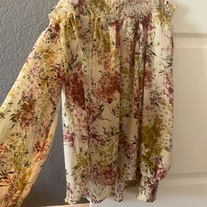 Sheet Ivory off the shoulder top with beautiful flower detail